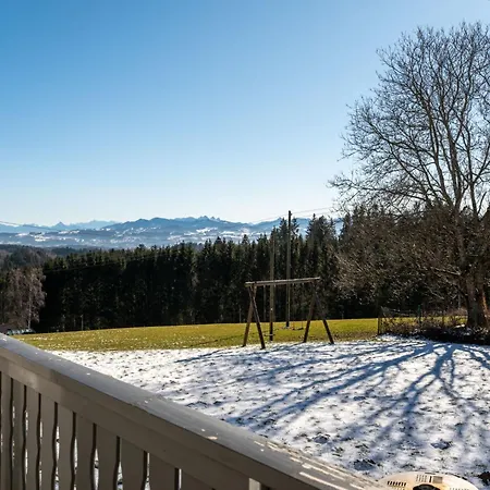 Gesamtes In Mit Grill- Garten Und Terrasse By Interhome *